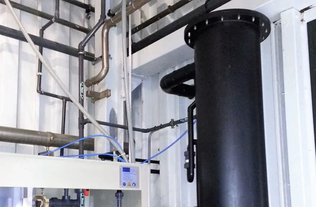 tankafvul gaswasser, dampafzuiging tankvulling, chemische dampen afzuigen, natwasser, scrubber, milieuvriendelijke dampafzuiging, kunststof gaswasser - Makronyl